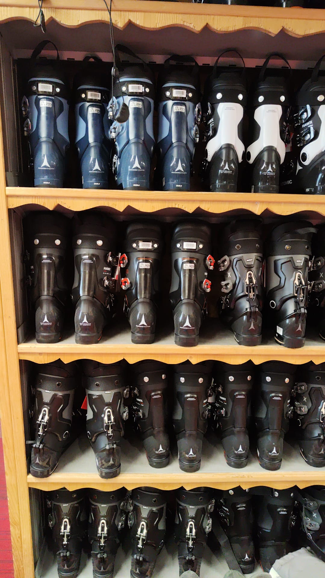 Vente d'accessoires et équipements de ski aux Houches